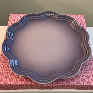 RES Le Creuset 22cm Blue Bell Purple Frill Plate from the Flower Collection.